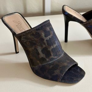 Multicolored cheetah print mule